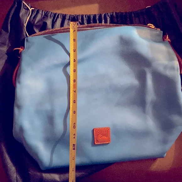 NWOT Dooney & Bourke Bag. Bought but never carried. - Picture 5 of 5